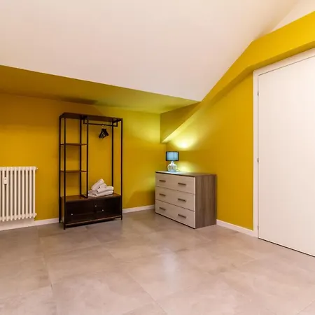 Tartini Lofts 公寓 *
